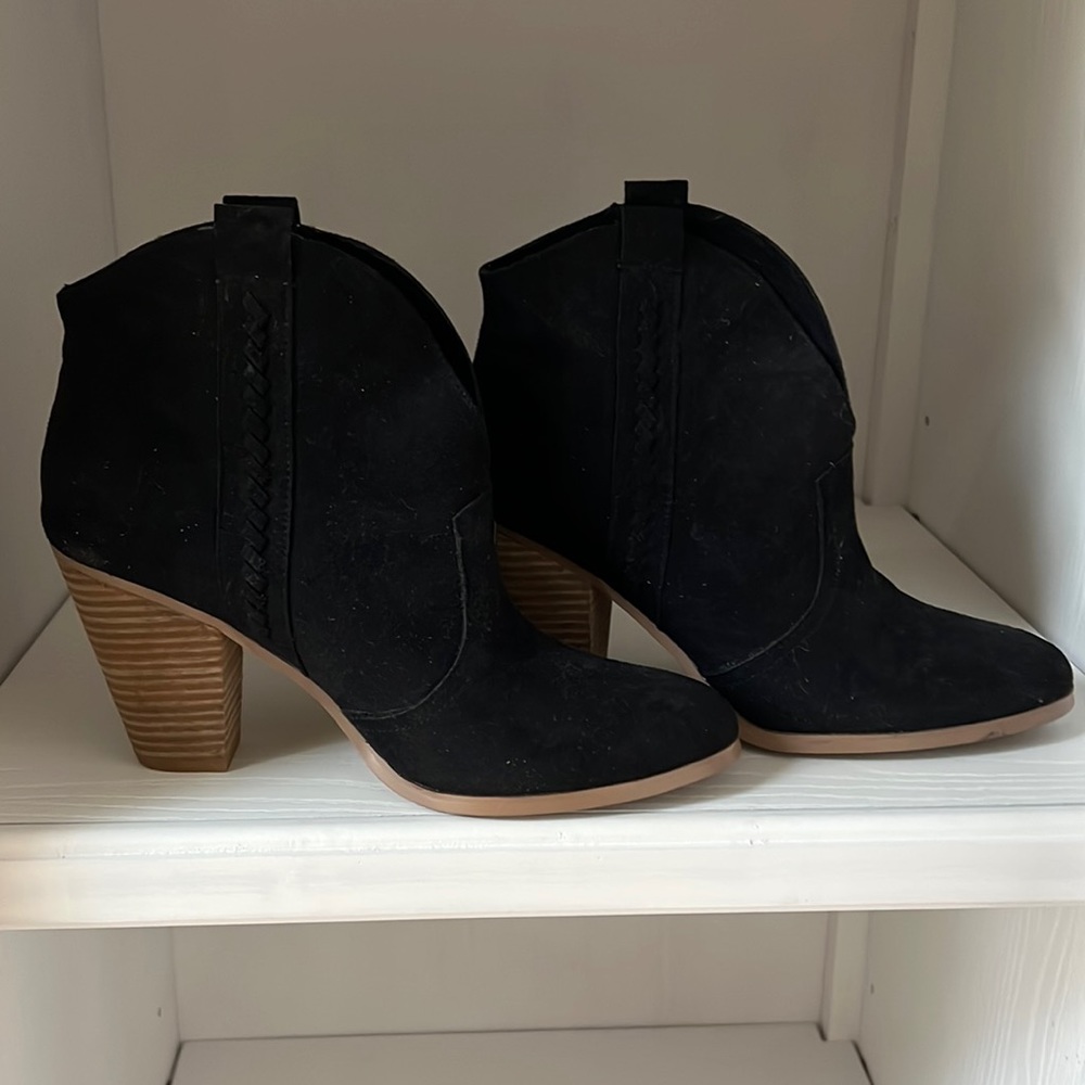 Black suede with wooden heel only wore once. Almost new condition size 8.5